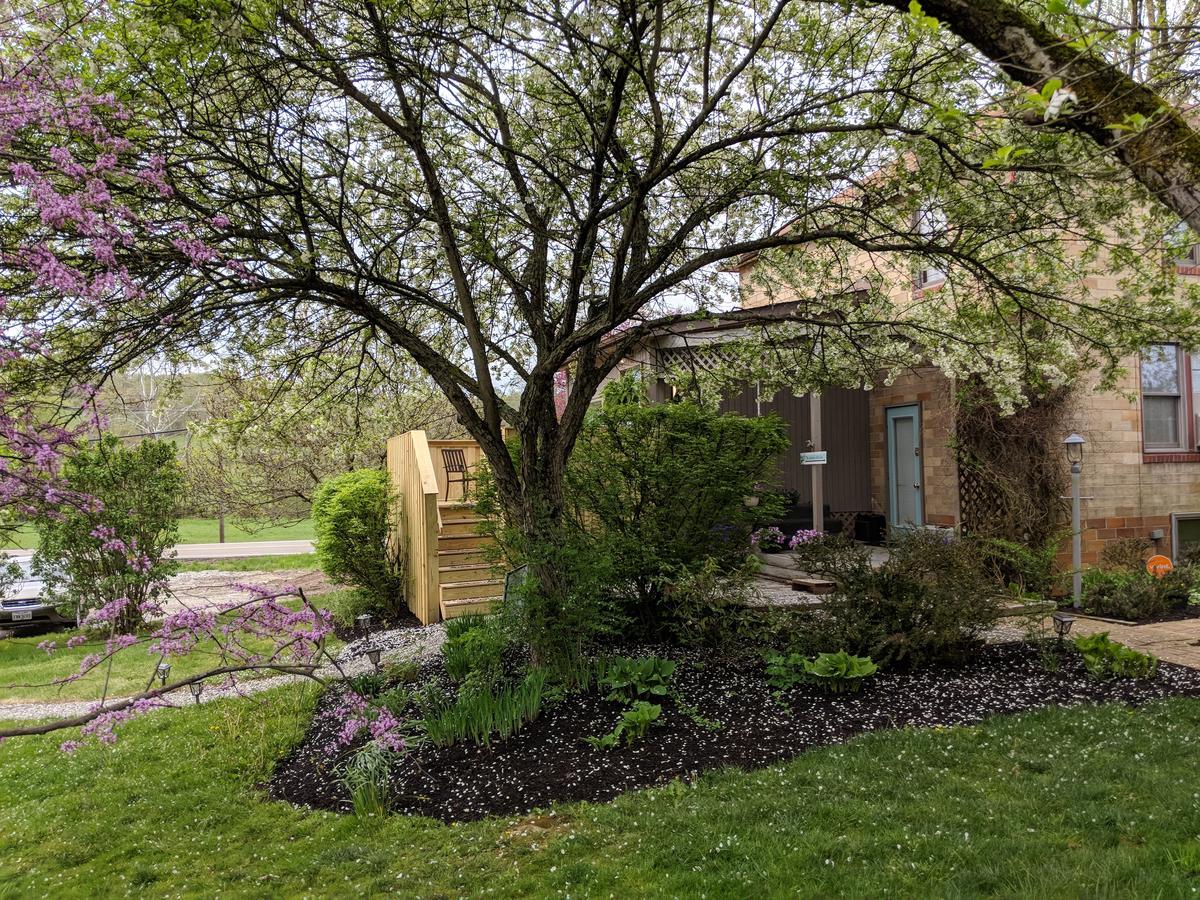 Hocking Hills Inn Logan Buitenkant foto